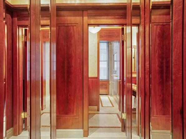 521 Park Avenue image 11 of 13