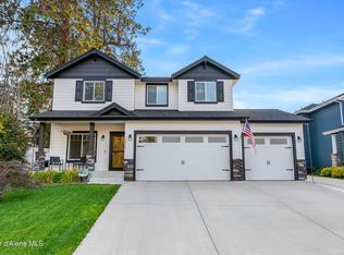 10589 N Crimson Dr, Hayden Lake, ID 83835