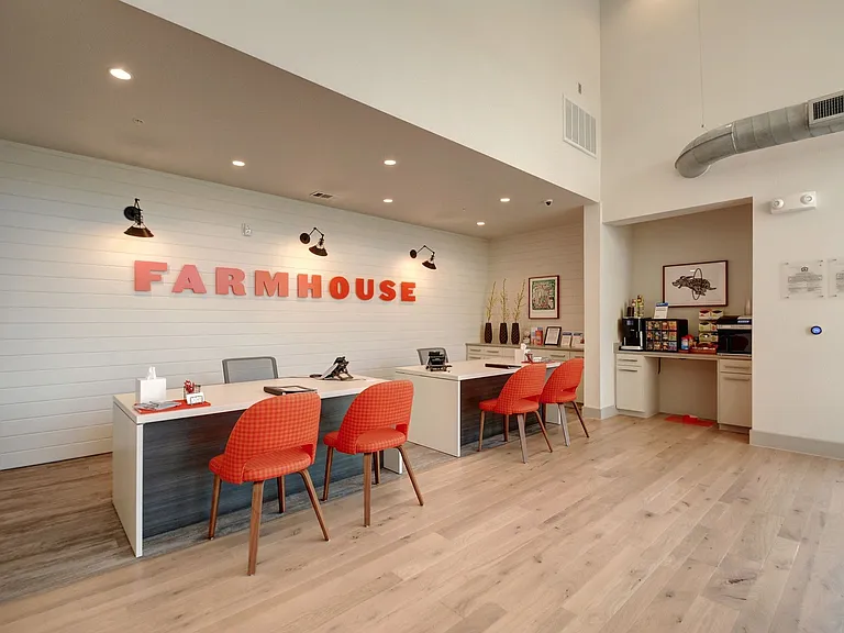 Farmhouse Apartments — Photo 22