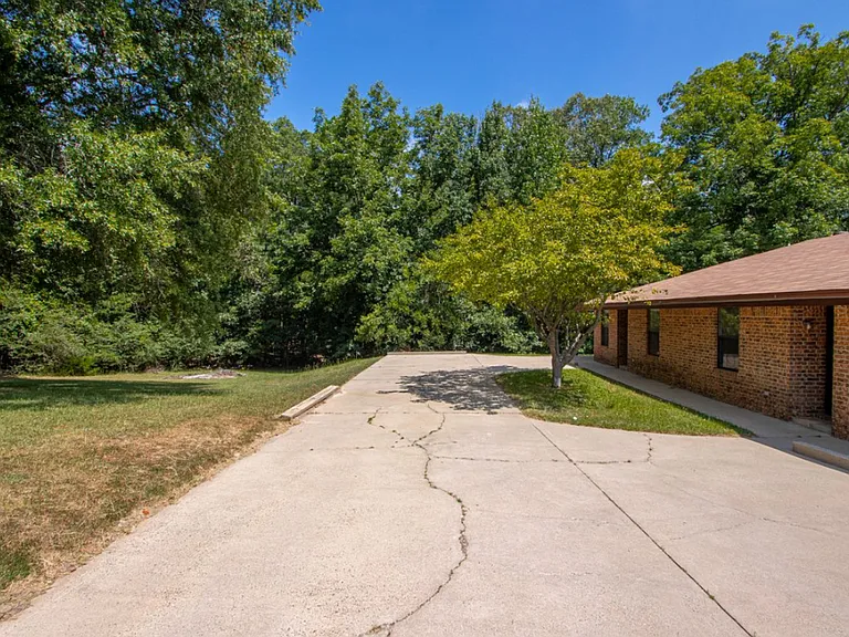 207 Turner Ave — Photo 13