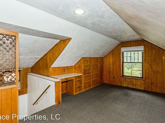 3rd image of 728 E College St #6328022