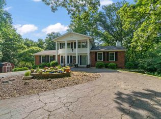 3858 Sunset Dr, Pekin, IL