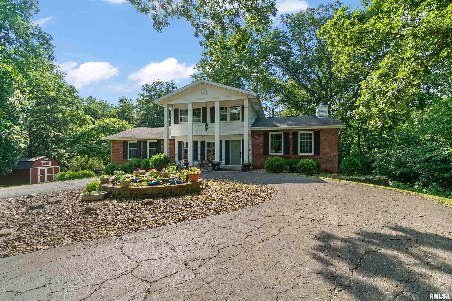 3858 Sunset Dr photo 1