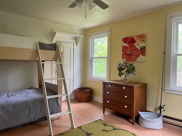 6 Stillwell St — Photo 9