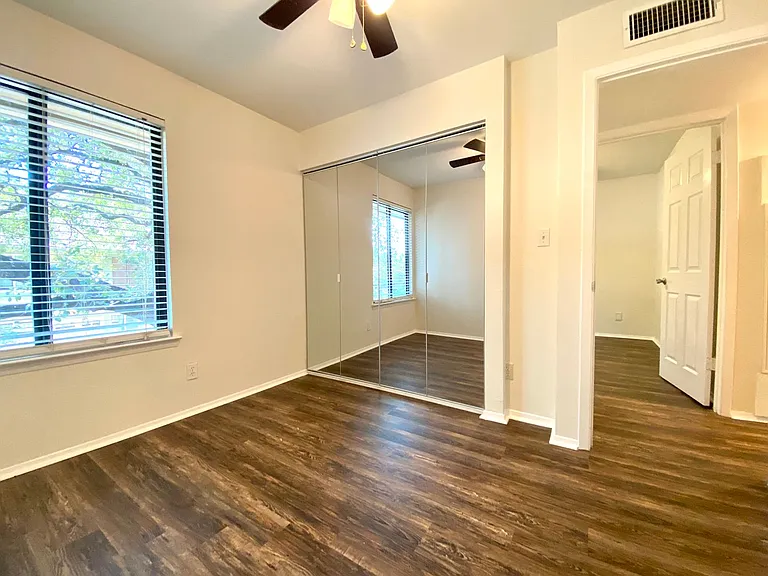 9535 Quail Village Ln — Photo 19