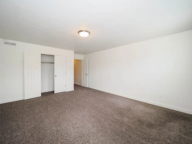 634 N 130 E — Photo 23
