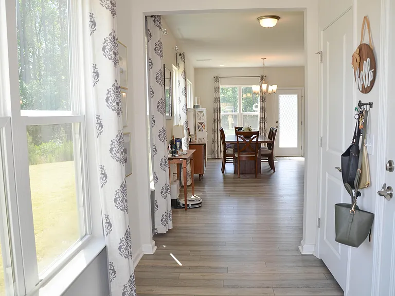 1634 Glacier Dr — Photo 6