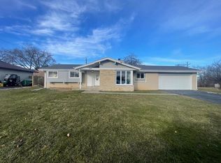 200 E Manitoba Ave, Oak Creek, WI 53154