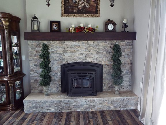 2nd image of 42761 Yosemite Springs Way