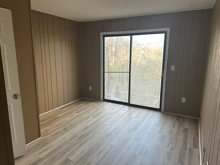 8456 Lane Dr — Photo 9