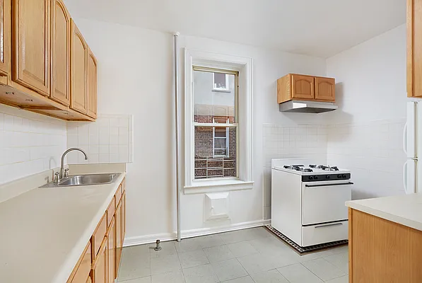 Rented by Compass | media 6
