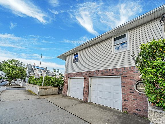 2nd image of 105 Vermont Street
