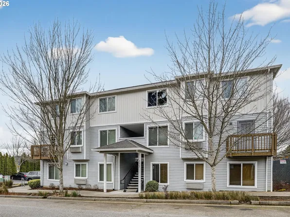 217 NE 146th Ave APT 5, Portland, OR 97230