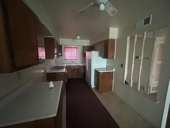 3rd image of 5520 Sarah Anne Ave