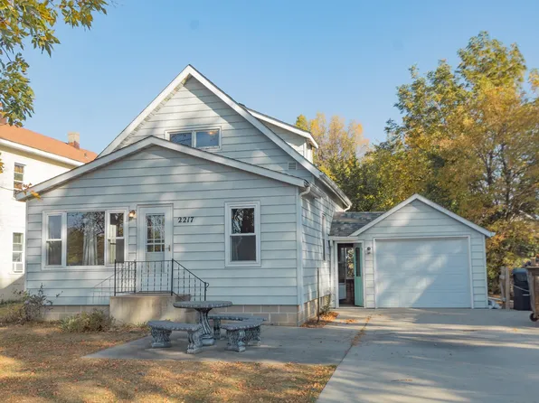 2217 East Ave, Worthington, MN 56187