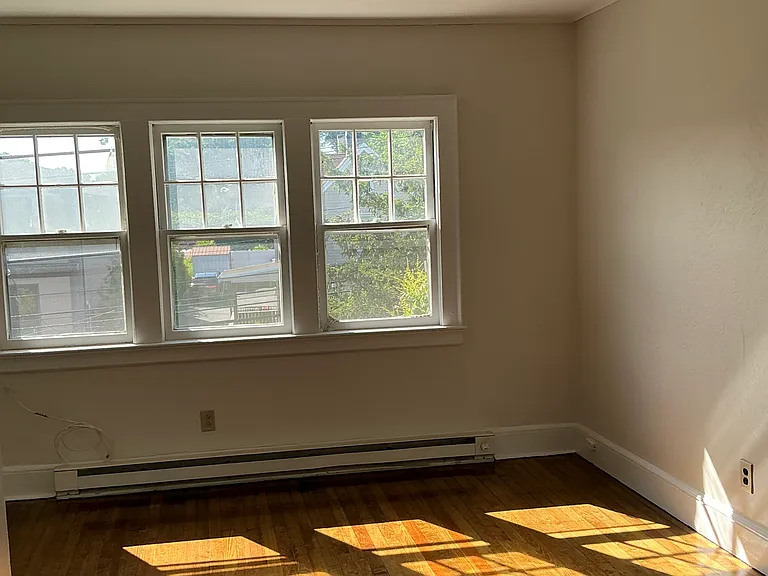 348 Boyden Ave #5 — Photo 2