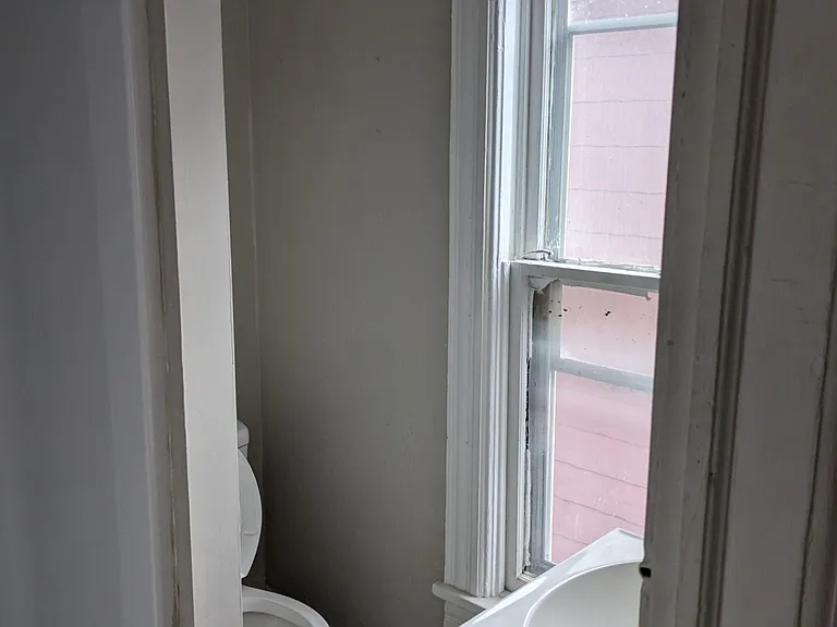 416 W Court St #2 — Photo 11