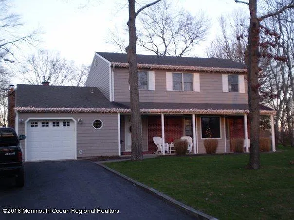 1008 Fairview Dr photo 1