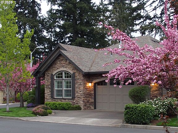 2nd image of 3907 SE Glen Meadows Way
