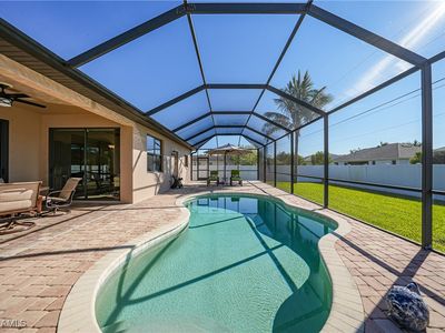 1720 Beach Pkwy W, Cape Coral, FL, 33914