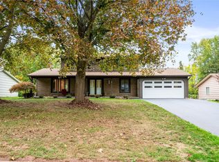 66 Hidden Spring Cir, Rochester, NY 14616