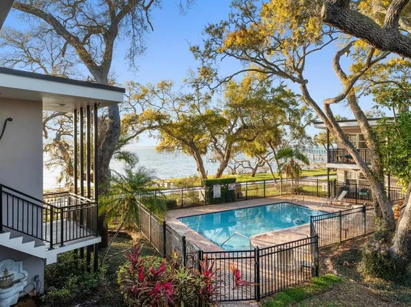 1101 Victoria Dr Unit 17, Dunedin, FL 34698