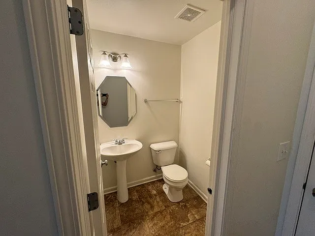 11913 Brunschon Ln — Photo 11