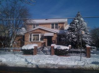 66-19 Cooper Ave, Flushing, NY 11385