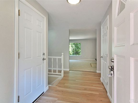 3rd image of 6321 172nd St SW