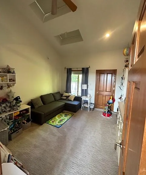 11128 NE 37th Ct — Photo 21