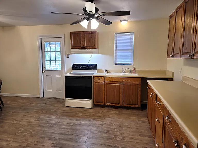 4362 W Midway Rd — Photo 12