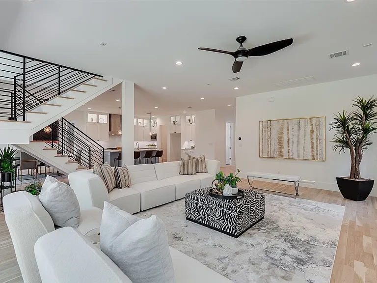 6135 Velasco Ave — Photo 29