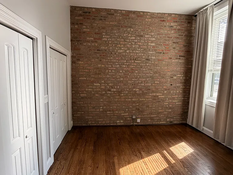 1378 N Wolcott Ave #1A — Photo 17