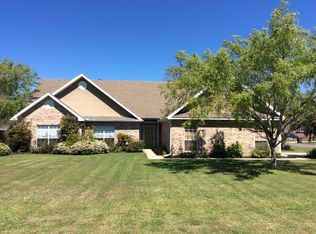 2762 Grayson Ln, Lake Charles, LA 70605