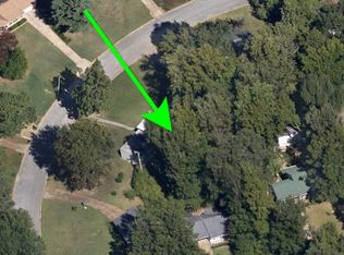 2872 Bannockburn Rd, Memphis, TN 38128