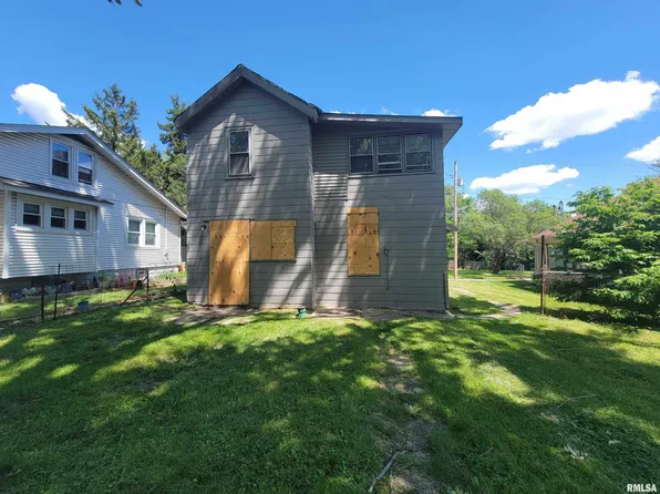 1711 N Indiana Ave, Peoria, IL 61603