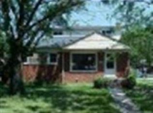 3306 N Lynn Ct, Trenton, MI 48183