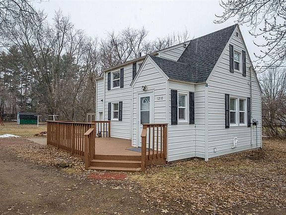 2nd image of 1210 Cora Avenue