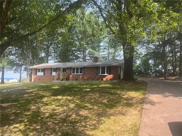 125 Craddock Ln, Reidsville, NC 27320