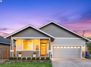 424 Cedar St, Fairview, OR 97024