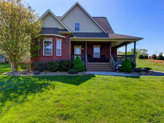 3rd image of 5504 Meadow Wells Dr