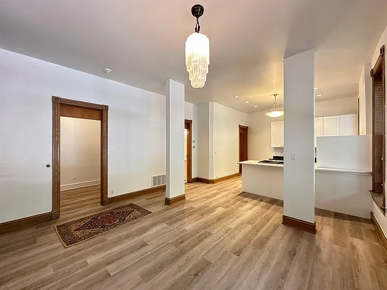 3559 N Ashland Ave #R2 — Photo 9