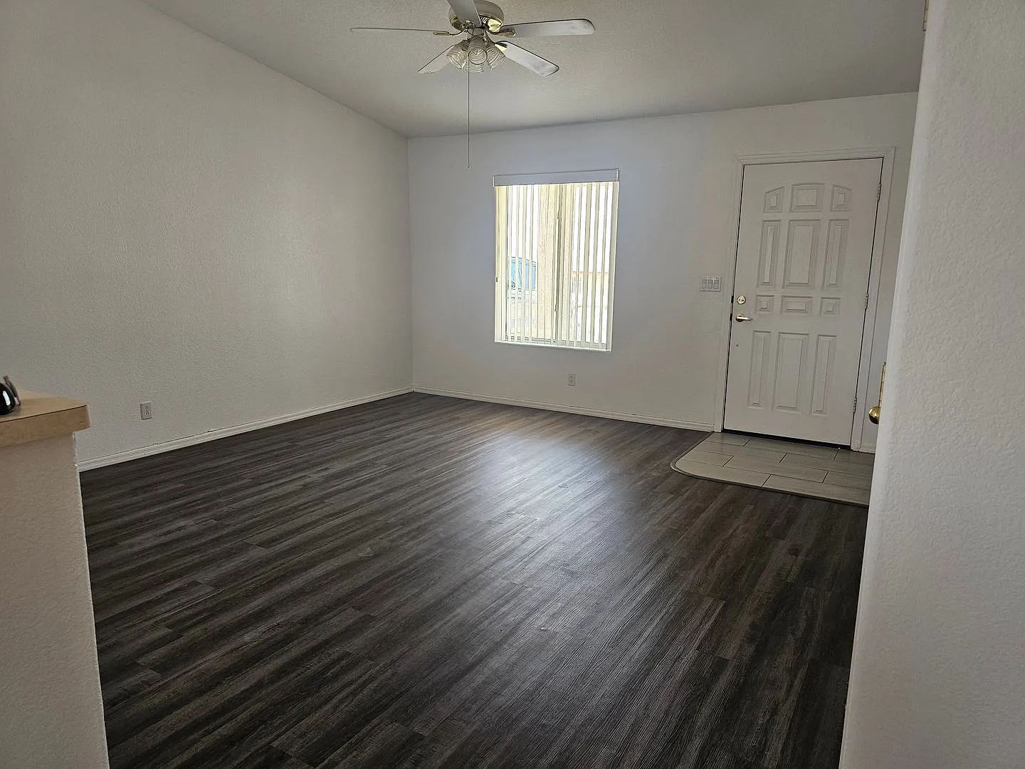 Unfurnished Long Term — Photo 4