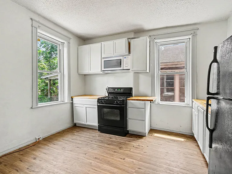 3630 Hydraulic Ave #1 — Photo 12