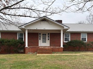 1468 Williams Cove Rd, Winchester, TN 37398