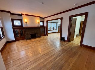 5223 W Wisconsin Ave #1, Milwaukee, WI 53208