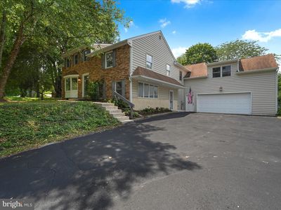 1124 Grove Rd, West Chester, PA, 19380