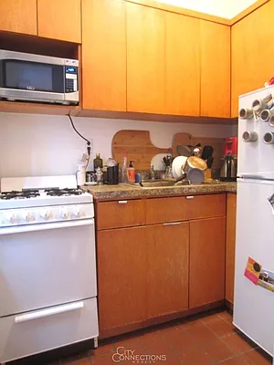 Rented by City Connections Realty | media 18