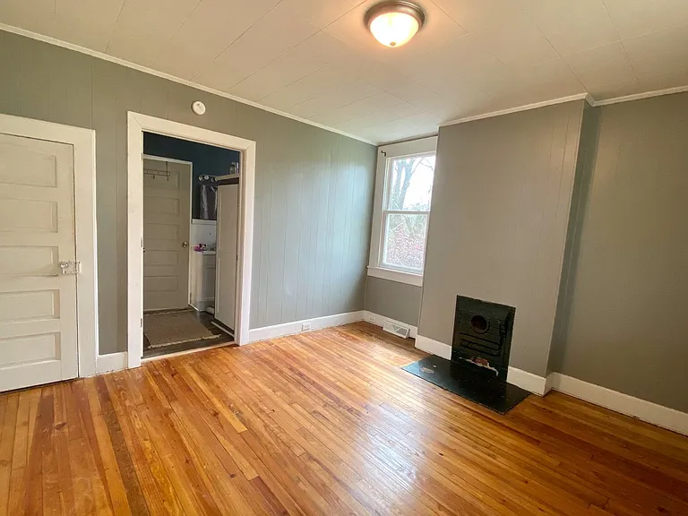 1806 Owens Rd — Photo 10