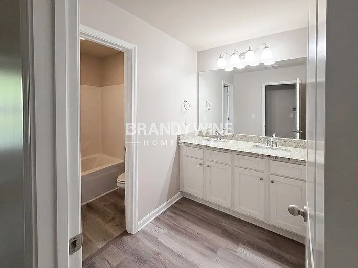 1116 E Shoreview Rd — Photo 10